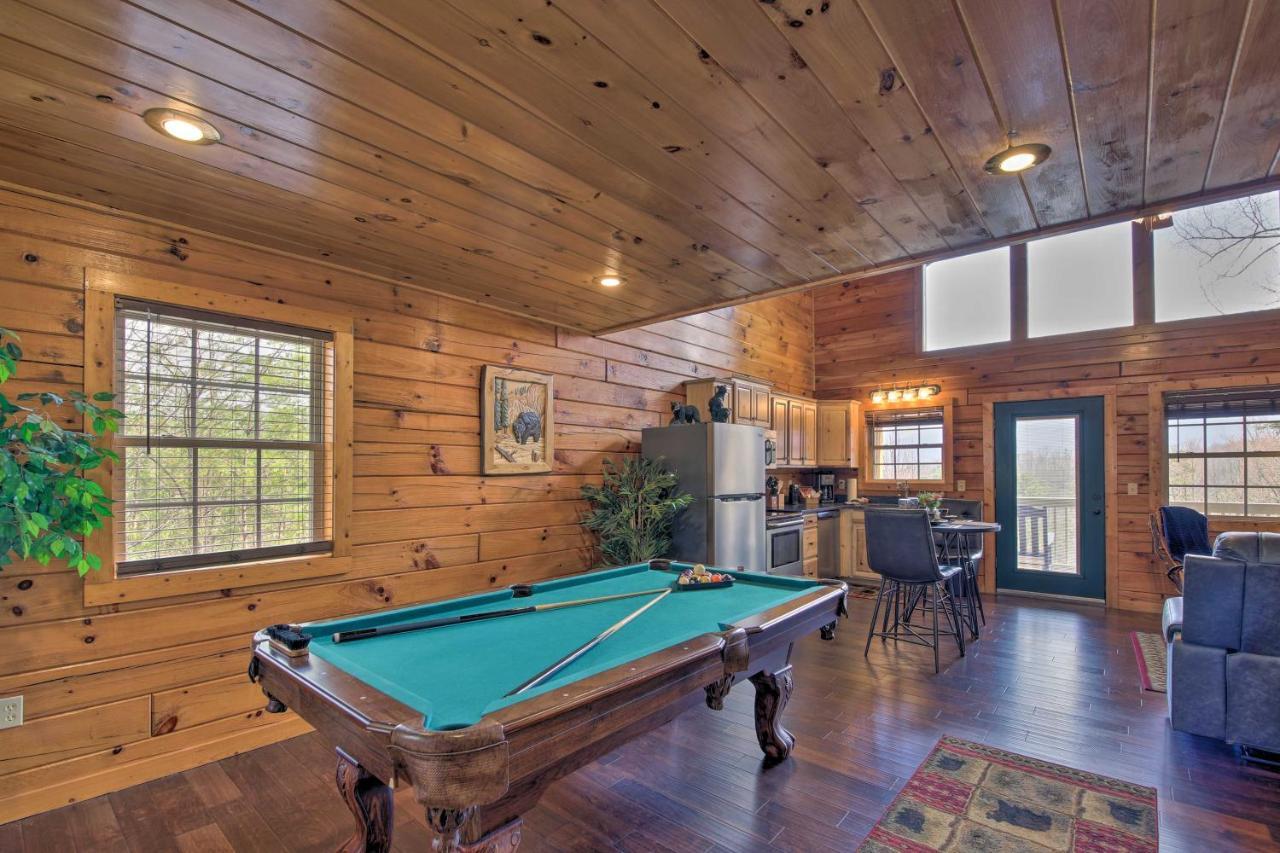Gatlinburg Cabin With Pool Table And Hot Tub! Exterior foto